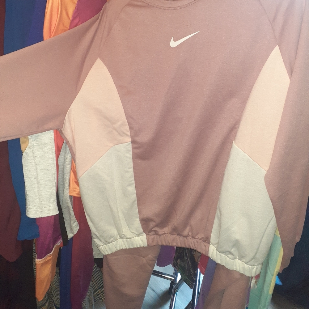 Women Nike suit
